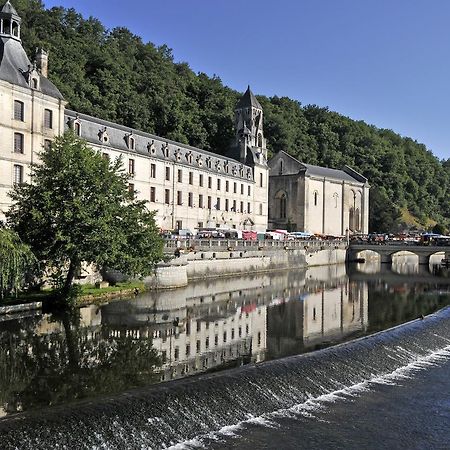 Hotel Vvf Perigord Sorges-En-Perigord Exterior foto
