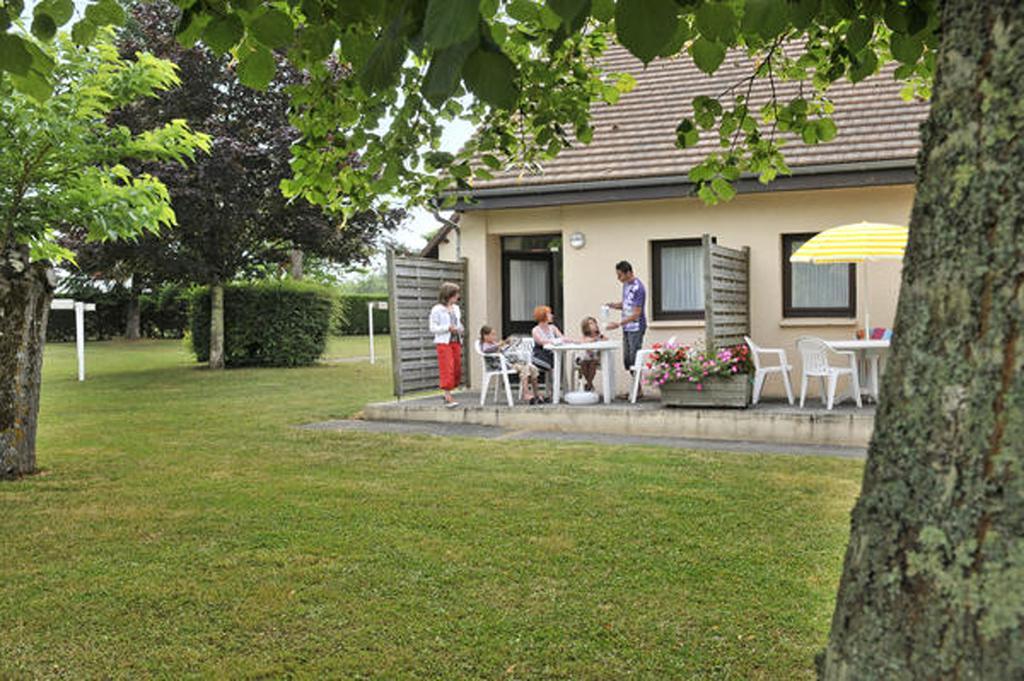 Hotel Vvf Perigord Sorges-En-Perigord Exterior foto